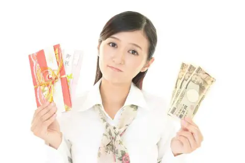 友人夫婦のご祝儀が、2人連名で「3万円」だった！ 相場は「5万円」だと思うのですが、指摘するのはNGでしょうか？