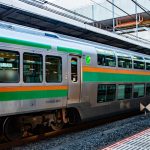 駅でチケットを買って「グリーン車」に乗ったのですが、混雑していて座れませんでした。座れないなら「普通車」に移りたいのですが、「払い戻し」はできますか？