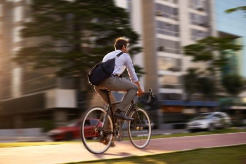 「年齢」で変わる？ 意外と知らない「自転車」が「歩道」を「走行できるケース」を解説