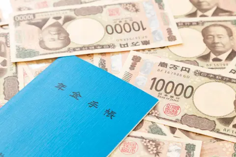 69歳の父が「500万円」で実家をリフォームするそうです。「年金を一括でもらうから大丈夫」とのことですが、本当にそんな請求できるのでしょうか？