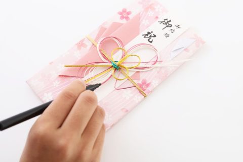 結婚式のご祝儀用として「新札」を用意するのを忘れていました。ピン札であれば新札でなくてもよいのでしょうか？