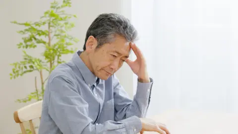 父親が75歳なので「運転免許返納」を促そうと思いますが、車が欠かせない地域なので説得が難しそうです。運転免許返納にはどんなメリットがあるのでしょうか？