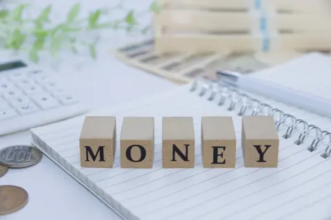 「退職金」の平均額ってどのくらい？「1000万円」貰える人はどのくらいいる？