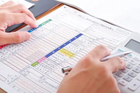 子どもが今年アルバイトを始めました。収入が多いので確定申告が必要とのことですが、親が代行しても問題ないのでしょうか？