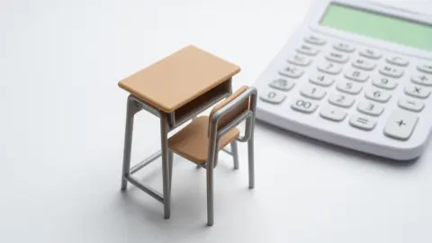 2025年度から新たな「教育無償化」で授業料ゼロに？ 支援対象となる家庭とは？ 条件と注意点を解説