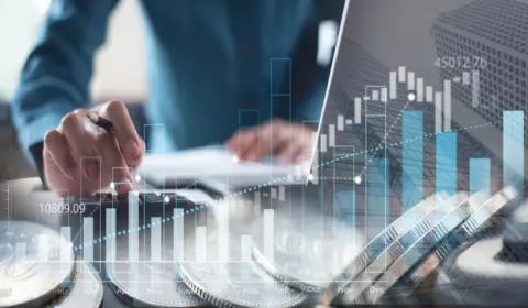 投資を始めました。ファンドにも「休業日」があるようですが、取引をする際に何か影響はありますか？