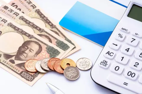 祖母と同居することになりましたが、生活費を「月5万円」もらうのは多すぎですか？年金暮らしの祖母にお金をもらうのはやめたほうがいいでしょうか？