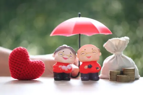 定年退職時に貯蓄が「2000万円」ある人は日本にどれくらいいる!?老後資金が足りない場合はどうすればいい？