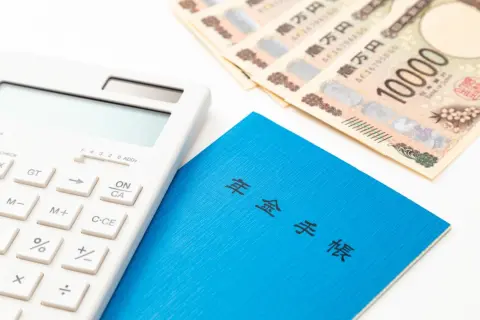 老後、年金を「月20万円」もらうのは難しい？ 日本の平均年収「460万円」の人が受け取れる年金額についても解説