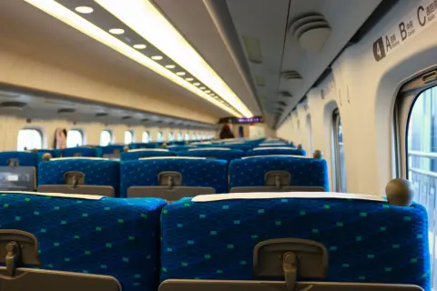 新幹線のグリーン車はお得に利用できる？お得なサービスを比較