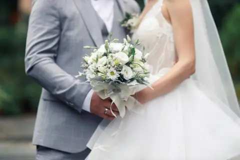 「結婚式を実施しない理由」にはどのようなものがある？ 令和の「結婚のあり方」とは