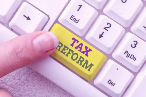 金融所得課税の強化は、NISAをやっている人には関係ないってホント？ 金融所得課税強化の論点を探る。