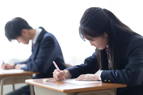 大学受験を控えた子どもがいます。「推薦入試」の場合「一般受験」と比べてどのくらい安くすみますか？