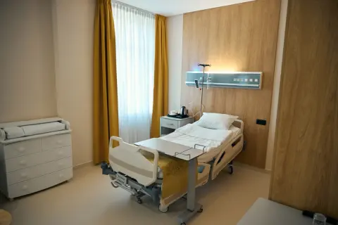 月をまたいだ入院は「思ったほど補助されない」と聞きました。「高額療養費制度」で結構な額が還付されると思っていたのですが違うのでしょうか？