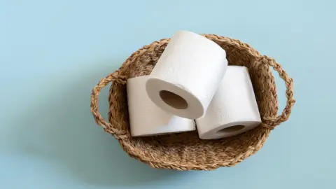 わが家では「ダブル」のトイレットペーパーを使用していますが、減りが早い気がします。「シングル」のほうが節約になりますか？