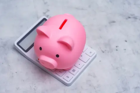 マネーリテラシーの落とし穴！お金の知識だけでは豊かになれない理由とは