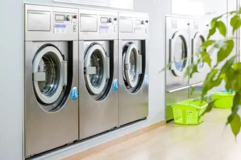郊外でも「コインランドリー」を見かけます。そんなに儲かるものなのでしょうか？水道代・電気代も結構かかりますよね？