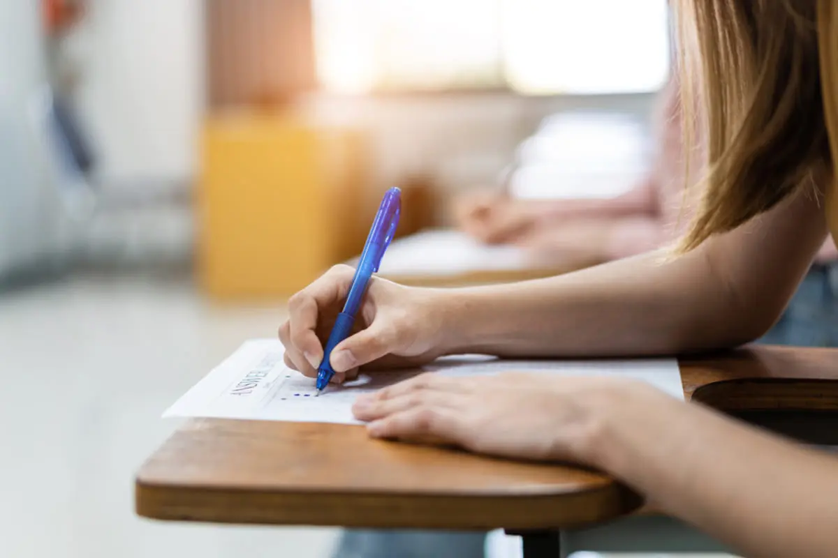 小5の子どもが「私立中学に行きたい」と言っています。中学受験の費用は平均でどのくらいかかるのでしょうか？