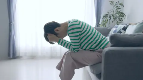 生活保護を受給したいけど、地方で「車」は手放せない！ 求職中で「一時的な受給」なら大丈夫？ 所有できる条件や注意点とは