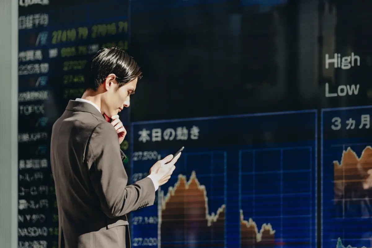 「トランプ関税」で持ってる株が大暴落！ でも上がるまで持ち続ければ“損”しないんじゃないの？「日経平均の動向」もあわせて解説