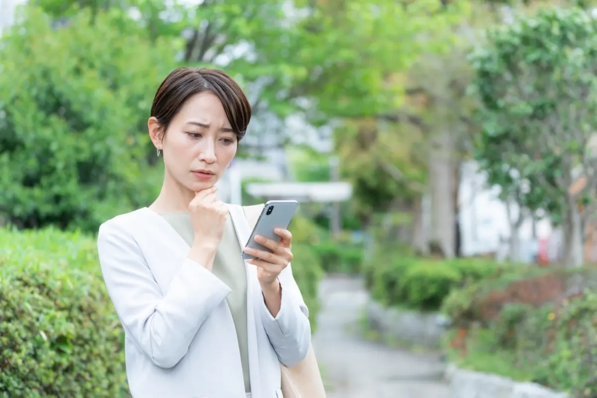 子どもが小学生になったので、まずは「有期契約」で復職したいです。契約社員と派遣社員、給与が同じくらいなのですがどう違うのですか？