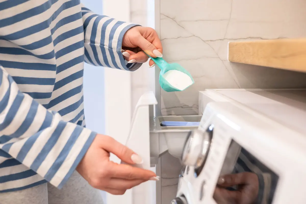 「液体洗剤」と「粉末洗剤」、利用率が高いのはどちら？コスト面の違いはある？