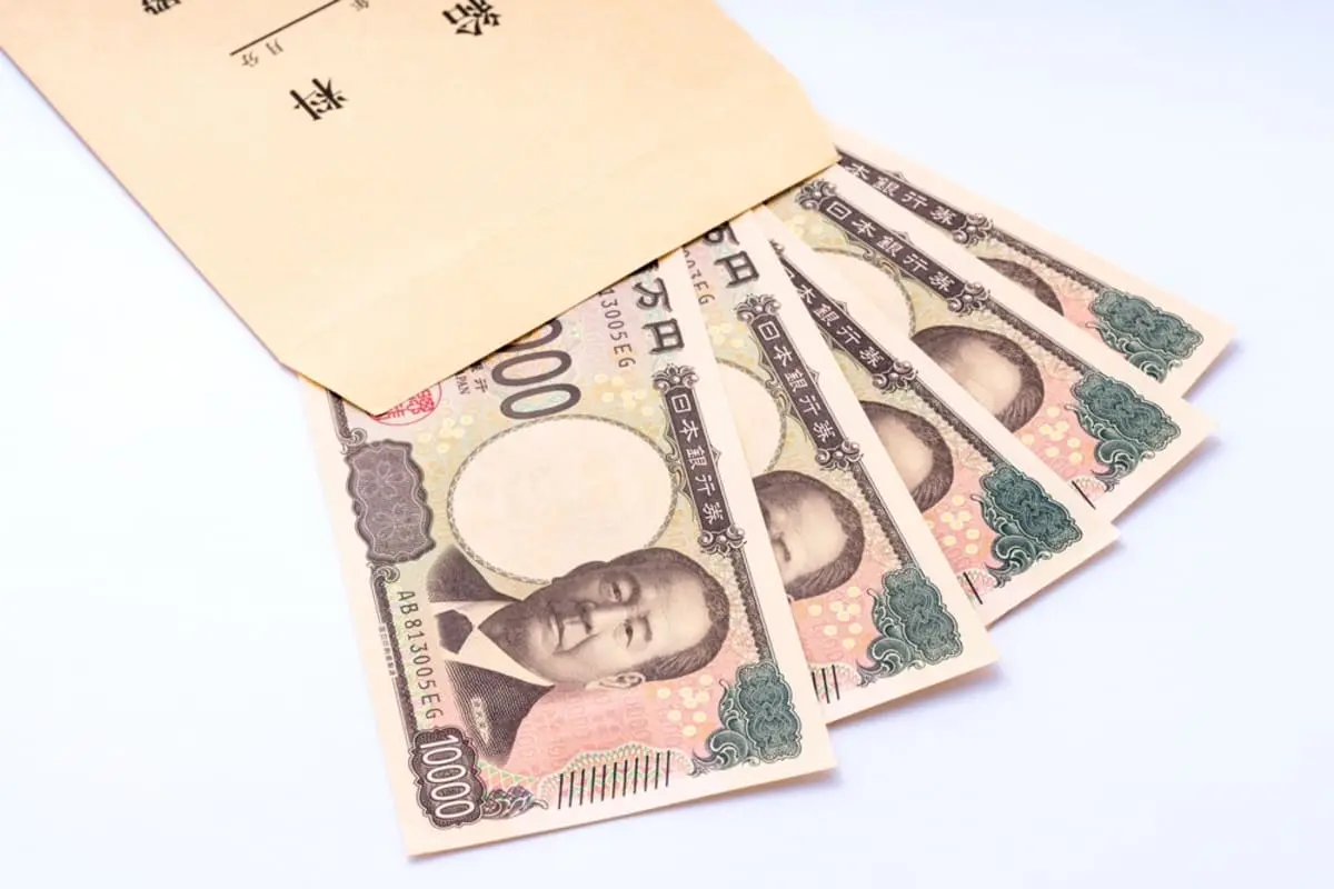 奨学生は「アルバイト」のしすぎに要注意!?収入によっては奨学金が減額されるって本当？