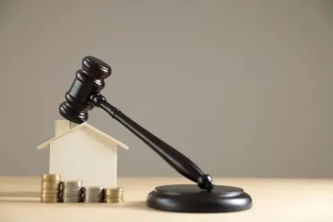 実家の「相続」について家族で話し合っています。固定資産税の納付書が来る前に「相続放棄」すれば、税金を払わずに済むでしょうか？