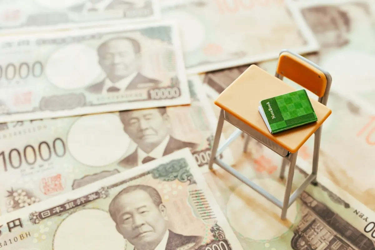 児童手当を全額貯めると「200万円」ほどに！これで学費は賄えるの？