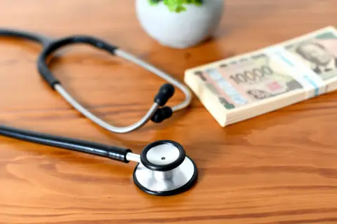 先月の入院手術で「100万円」の医療費を負担しました。「高額療養費制度」と「医療費控除」は併用できますか？