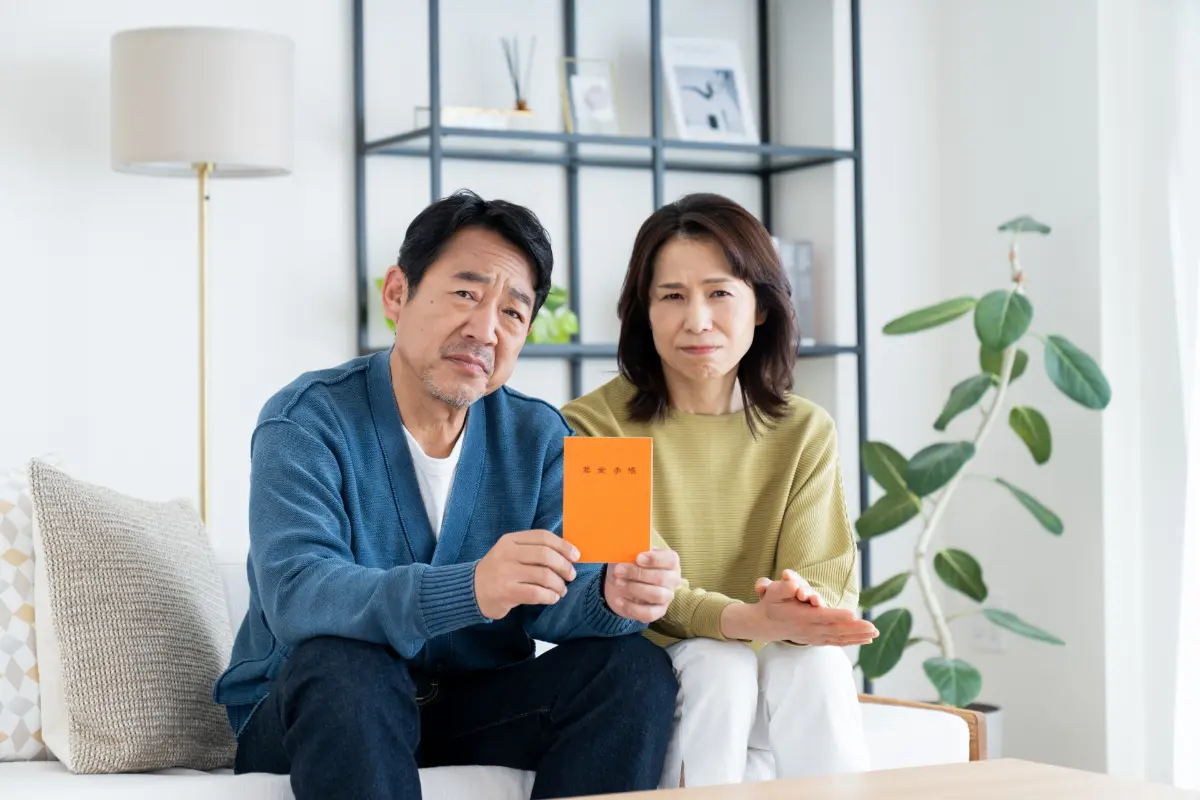 来月65歳になる夫、退職後は「年金生活」の予定です。長年「専業主婦」だった私はいくらくらい「年金」がもらえるのでしょうか？