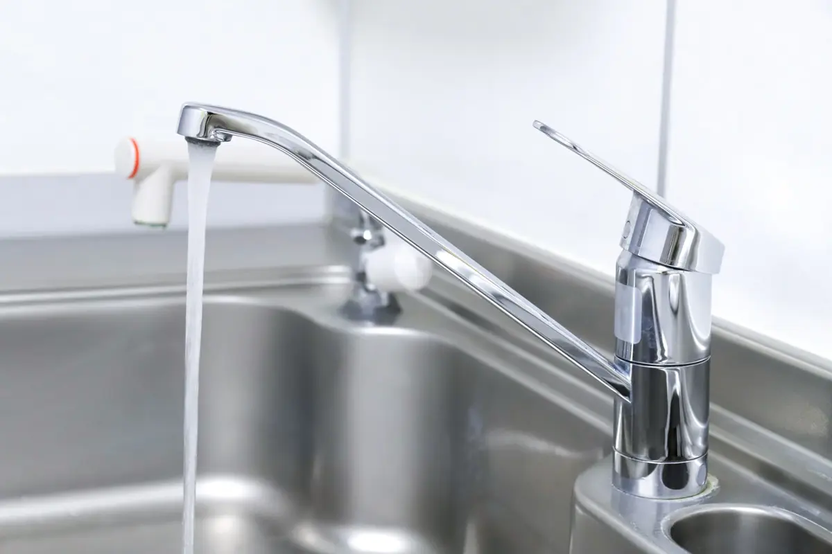 「横浜市」から「つくば市」に引っ越したら「水道代」が「2000円」も高くなってびっくり！「水道料金」は自治体によってどのくらい差があるのでしょうか？