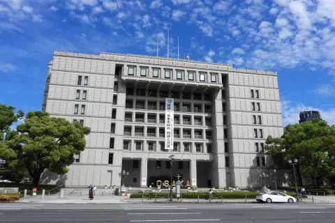 来年高校を卒業する姪、「高卒で公務員」を目指すそうです。公務員の場合、高卒と大卒で「生涯年収」に差はありますか？