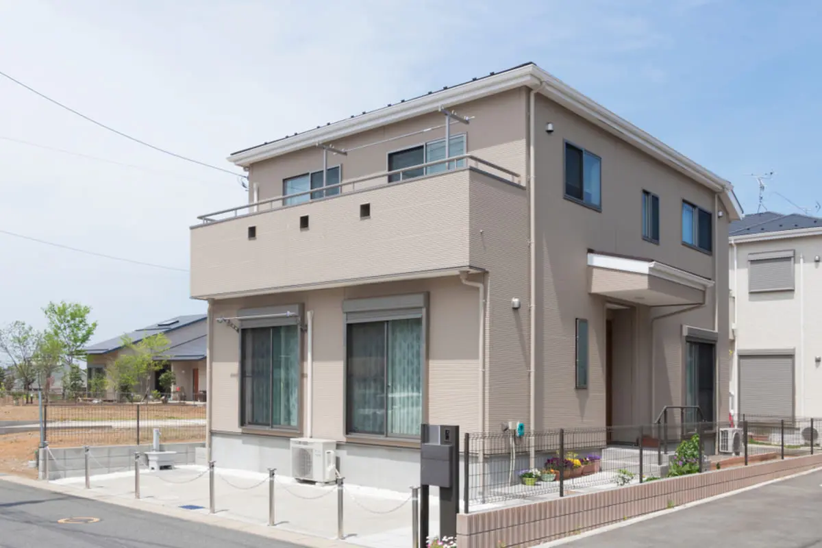 祖父がこだわって「注文住宅」を建てた翌年に他界…。身内に今後住む人がない場合、固定資産税を考えれば処分するのがベスト？