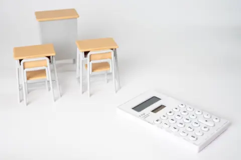 幼稚園から大学まですべて私立のケース、教育費はいくらかかる？2000万円以上になるって本当？