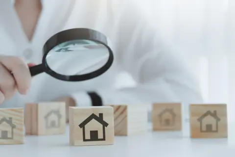 「年収500万円」の35歳です。そろそろ家を建てるか、分譲マンションの購入を考えています。どちらのほうがお得でしょうか？