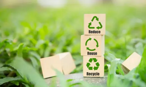 「メルカリ」の業績が好調！ 物価高の今、リユース業界が成長を続けている理由とは？