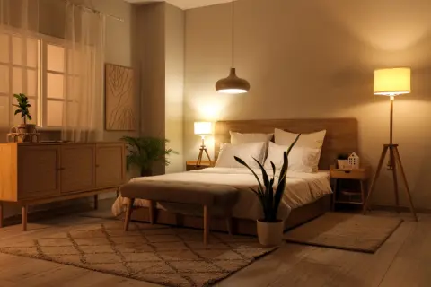 毎月の電気代を「1万円以下」におさえるため、怪しい箇所をチェック→「就寝中」は子ども部屋のオレンジの「常夜灯」をつけっぱなしにしています。1ヶ月でどれくらいの「電気代」がかかっているのでしょうか？