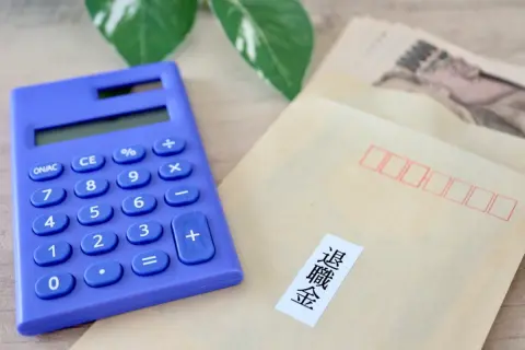 55歳の夫が「早期退職優遇制度」を利用するか迷っています。退職金が「2000万円」もらえるそうですが「老後資金500万円」と合わせれば働かなくても生活できるでしょうか？