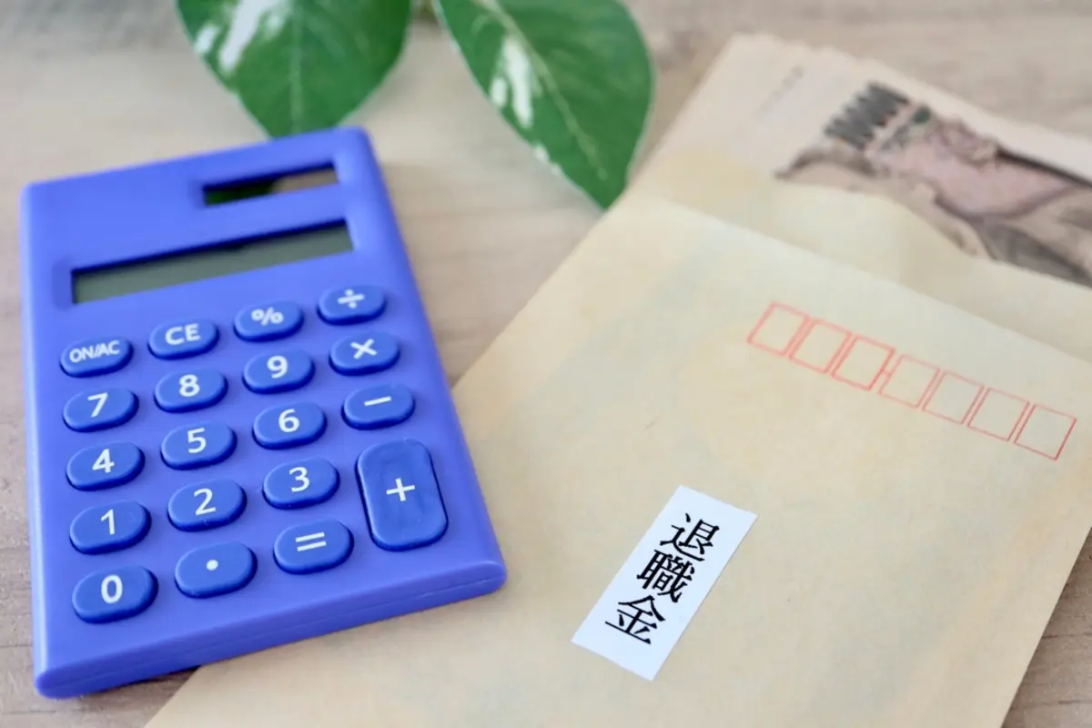 55歳の夫が「早期退職優遇制度」を利用するか迷っています。退職金が「2000万円」もらえるそうですが「老後資金500万円」と合わせれば働かなくても生活できるでしょうか？