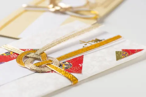 両方の両親から「結婚祝い」を100万円ずつもらったのですが「税金」は払うのでしょうか？新生活や結婚式に充ててもう残っていません…。