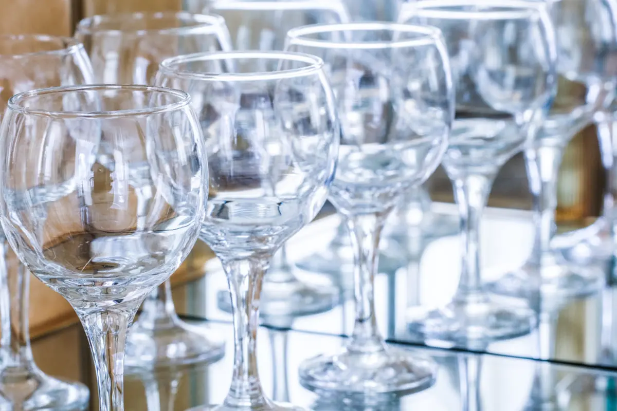 20年以上前の「バカラ」が実家の食器棚から出てきました。ブランド食器を上手に 「現金化」する方法はありますか？