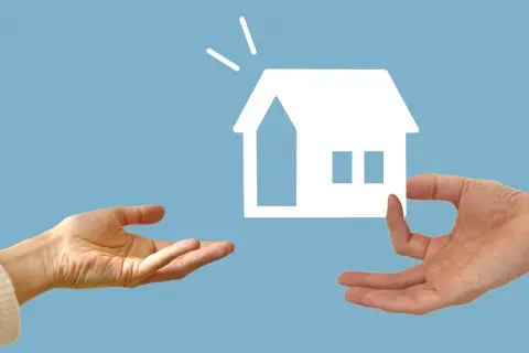 親から「実家の名義を変えたほうがいい」と言われました…でも「贈与税」が心配です！「避ける方法」や「手続きの注意点」を解説