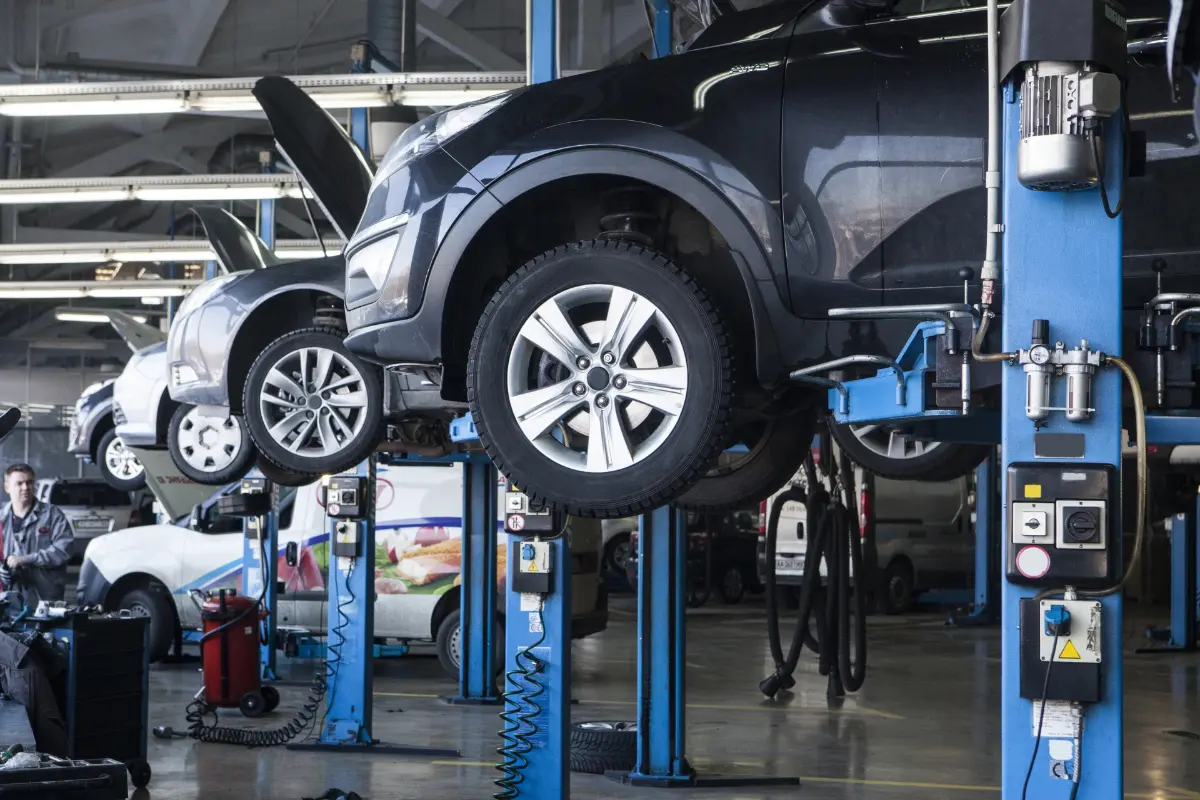 「車検」って毎回“高すぎる”…自分でやるといくら安くなる？「ユーザー車検」で失敗しないために知っておきたい手順と注意点