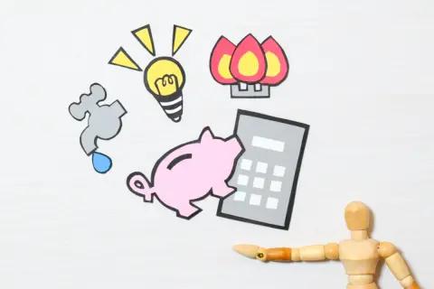 「水道光熱費」が高くて困る…。毎月「2万円以上」かかっているけど、2人以上の世帯なら普通？節約に必要な「見直しのポイント」も解説