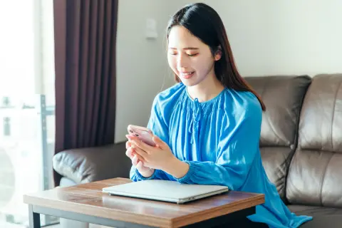 毎月の「スマホ代」が半額以下に⁉ 知らないと損をする「通信費節約術」をご紹介！