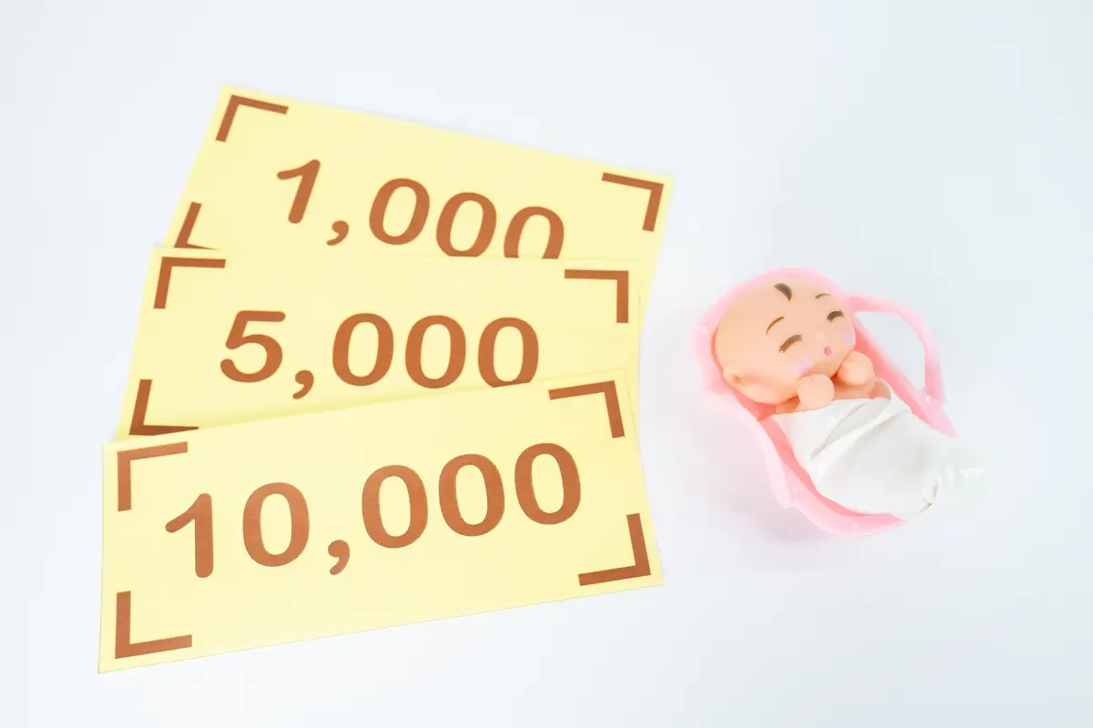 都内在住、もうすぐ1歳になる子を持つ子育て世帯です。夫の年収は「400万円」なのですが、このまま「専業主婦」か「保育園」に預けて共働きか、どちらがよいでしょうか？