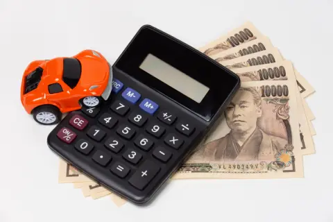 車の維持費が「毎月2万円以上」と話したら友人に驚かれました。車の維持費はいくらくらいが一般的なのでしょうか？
