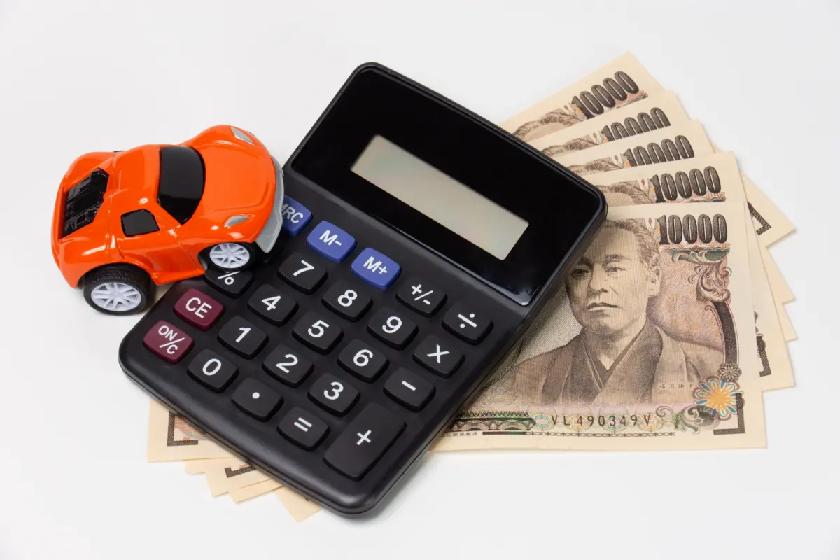 車の維持費が「毎月2万円以上」と話したら友人に驚かれました。車の維持費はいくらくらいが一般的なのでしょうか？