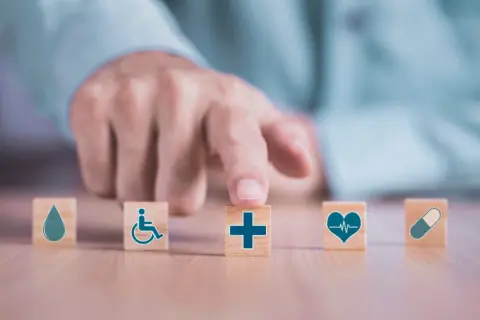 定年退職後に「会社の健康保険を継続」か「国民健康保険」で悩んでいます…できれば会社の健康保険を継続したいのですが、「保険料が2倍」って本当ですか？